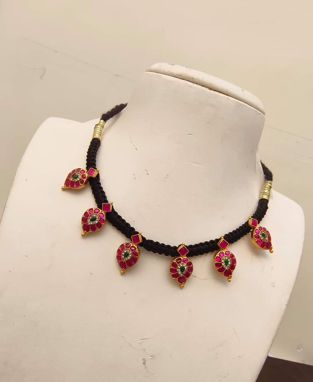 Traditional Black Thread Kundan Mango Necklace